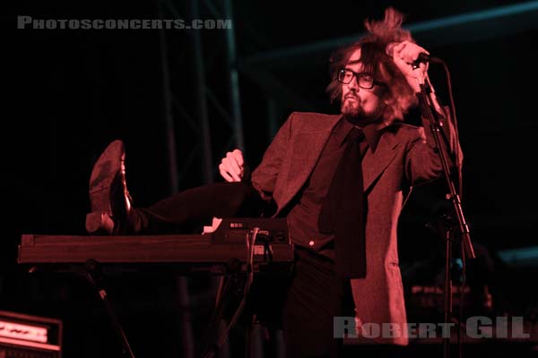 JARVIS COCKER - 2009-08-01 - PAREDES DE COURA (Portugal) - Praia do Tabuao - 